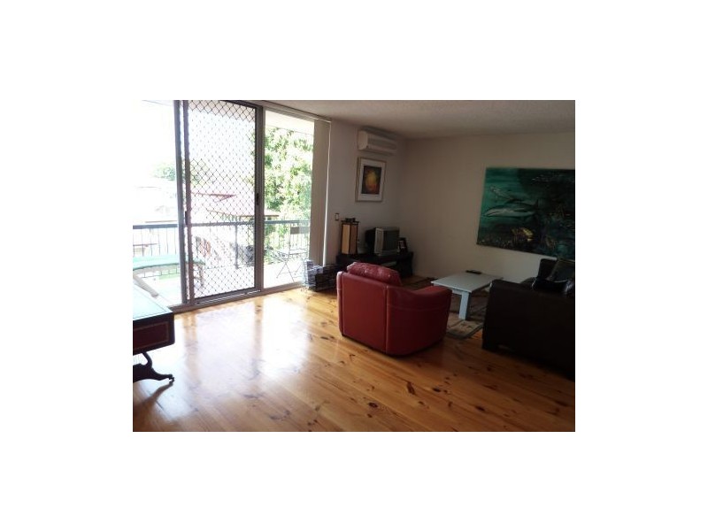 6/12 Birdwood Street, Coorparoo QLD 4151