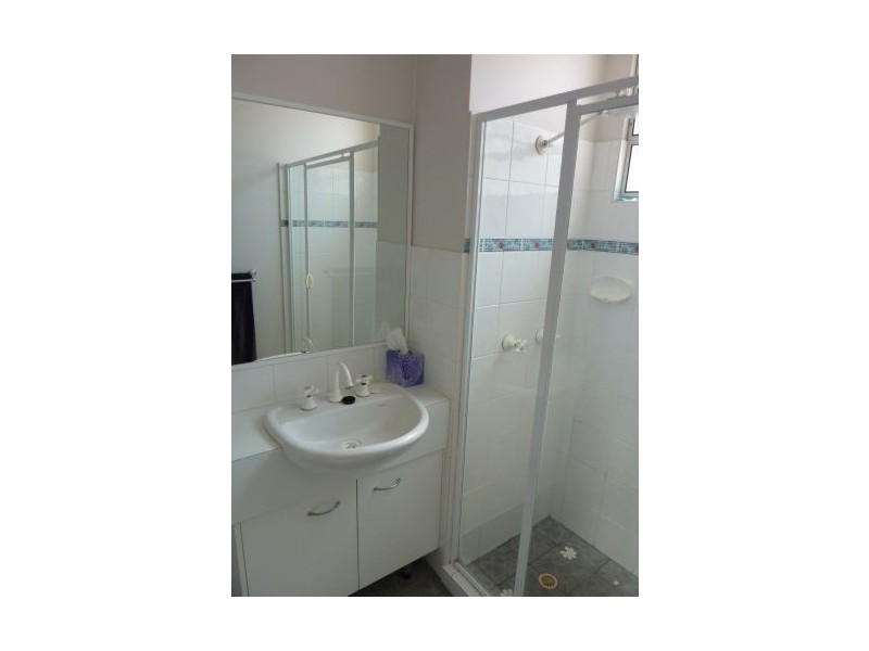 6/12 Birdwood Street, Coorparoo QLD 4151