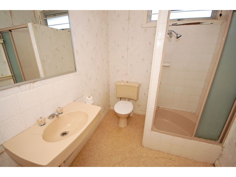 58 Oxley Drive, Holland Park QLD 4121