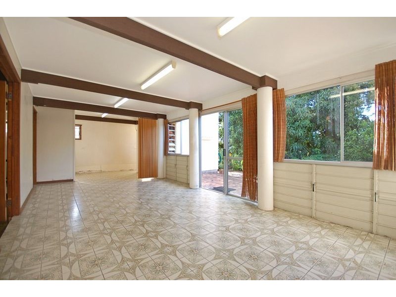 58 Oxley Drive, Holland Park QLD 4121