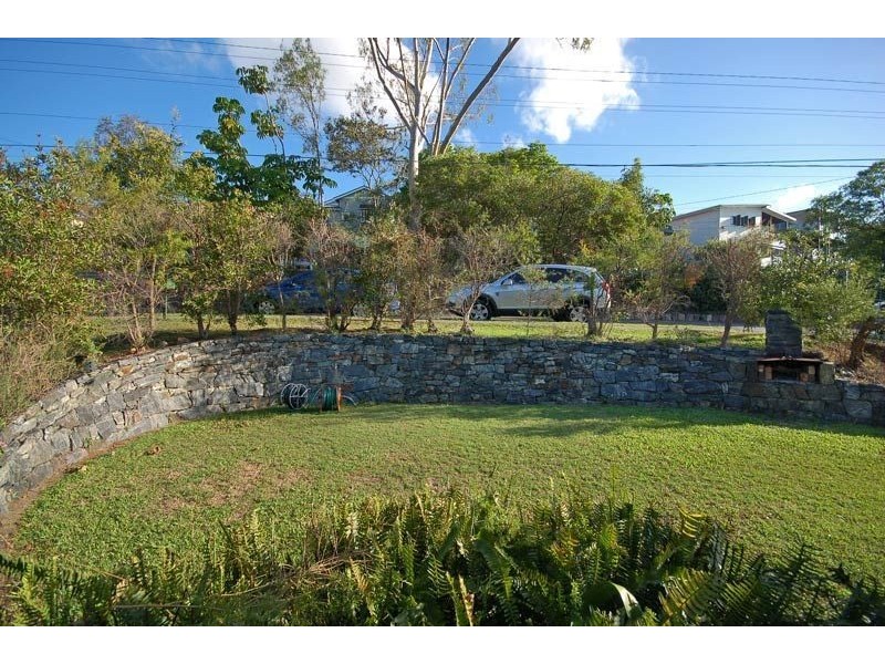 58 Oxley Drive, Holland Park QLD 4121