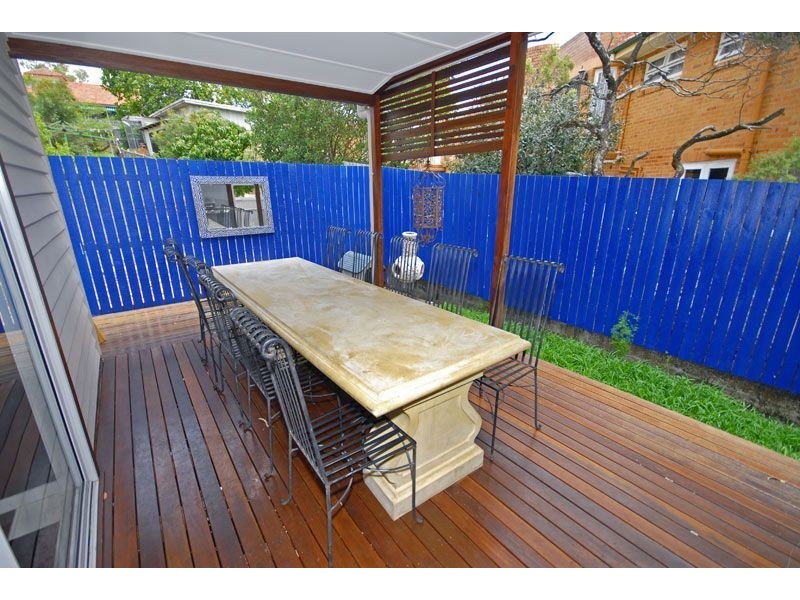5 Arc Street, Coorparoo QLD 4151