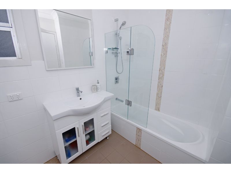 5 Arc Street, Coorparoo QLD 4151