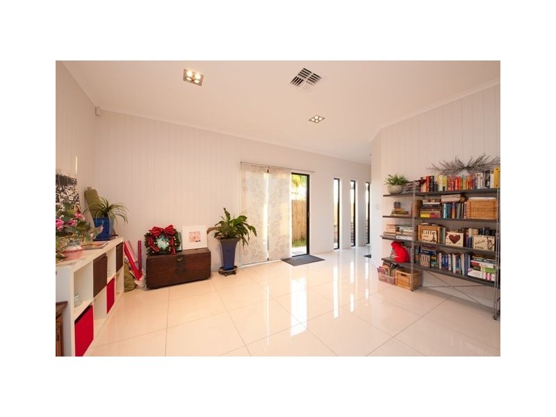 44 Ashton Street, Camp Hill QLD 4152