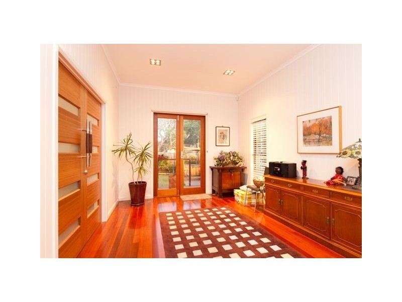 44 Ashton Street, Camp Hill QLD 4152