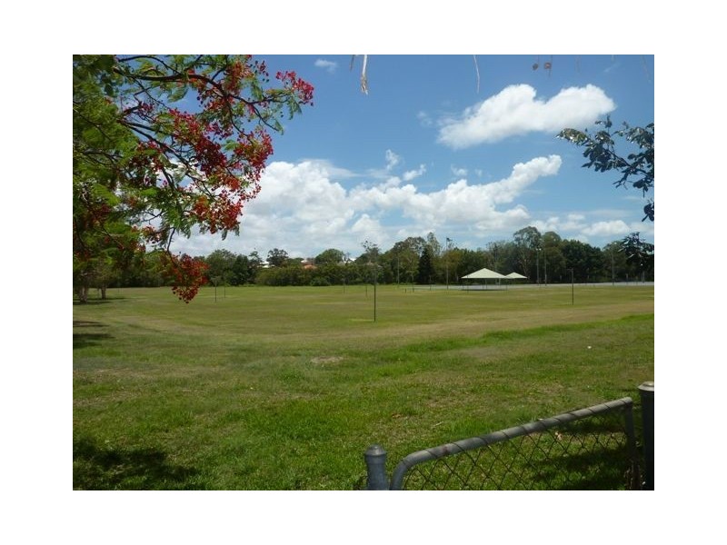 26 Robinson Street, Coorparoo QLD 4151