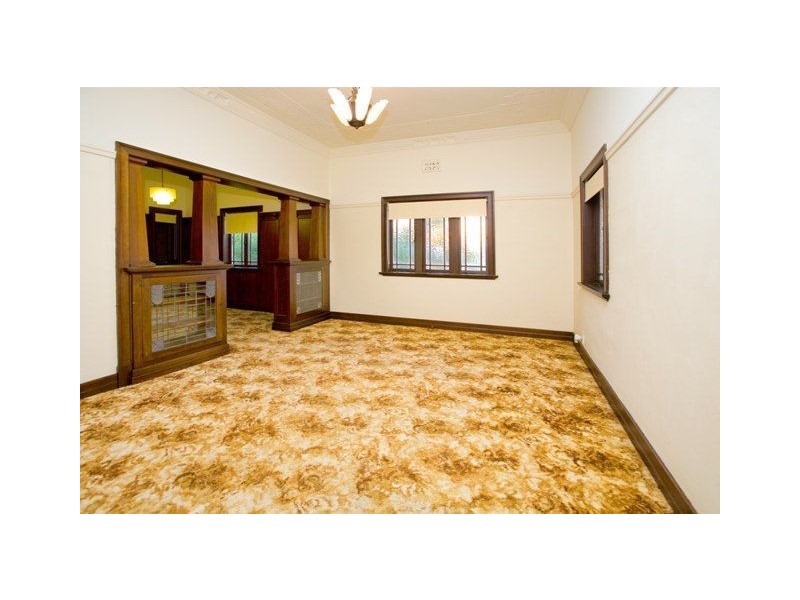 25 Newman Avenue, Camp Hill QLD 4152