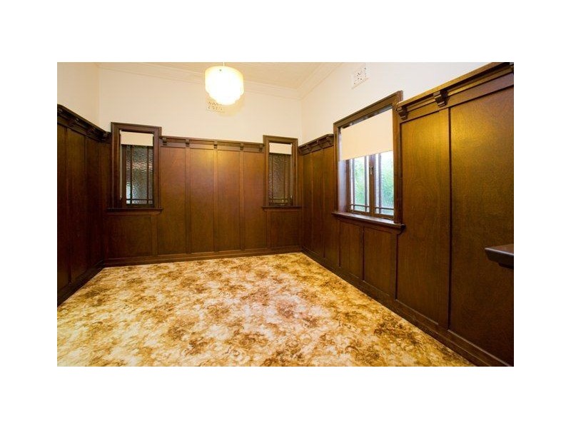 25 Newman Avenue, Camp Hill QLD 4152