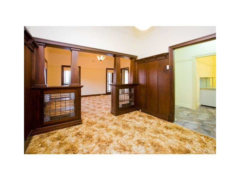 25 Newman Avenue, Camp Hill QLD 4152