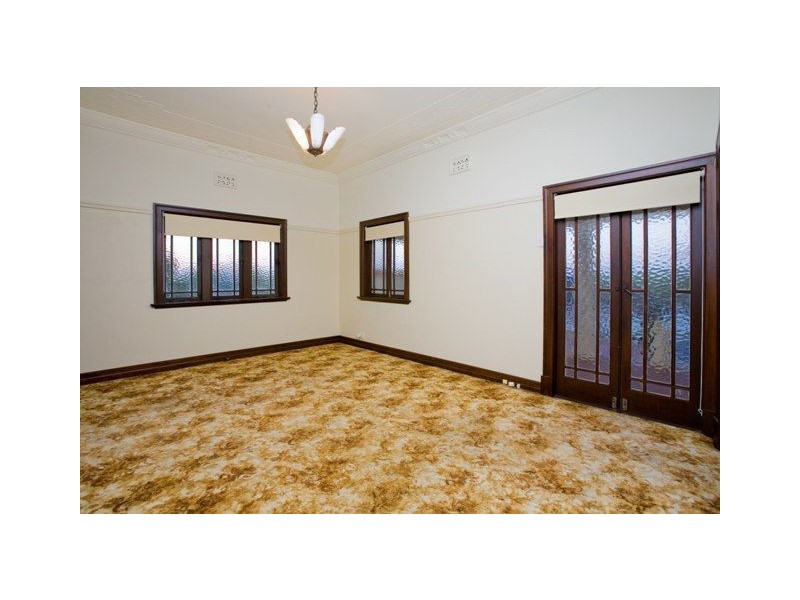 25 Newman Avenue, Camp Hill QLD 4152