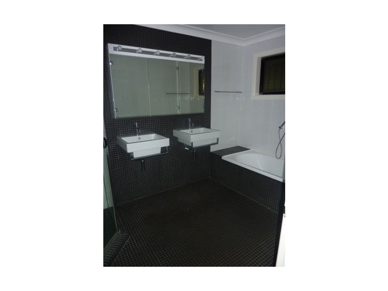 40 Archiva Street, Mount Gravatt East QLD 4122