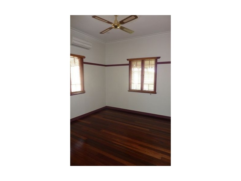 13 Flower Street, Woolloongabba QLD 4102