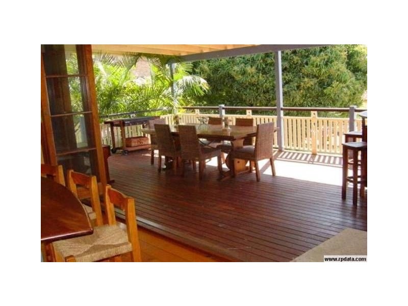 55 Macaulay Street, Coorparoo QLD 4151