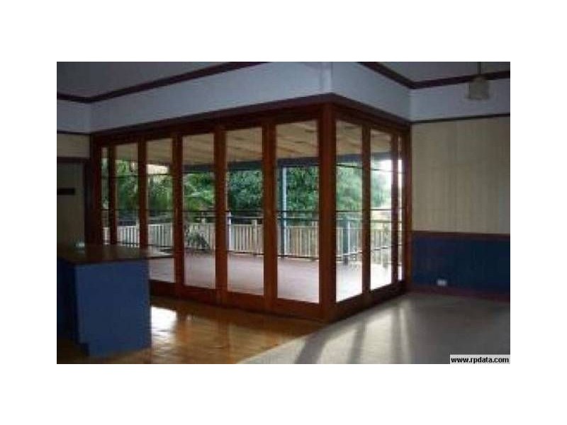 55 Macaulay Street, Coorparoo QLD 4151