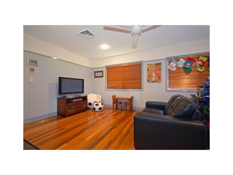 3A Galway Street, Greenslopes QLD 4120