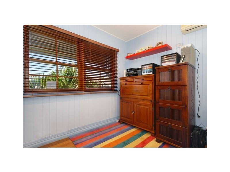 3A Galway Street, Greenslopes QLD 4120