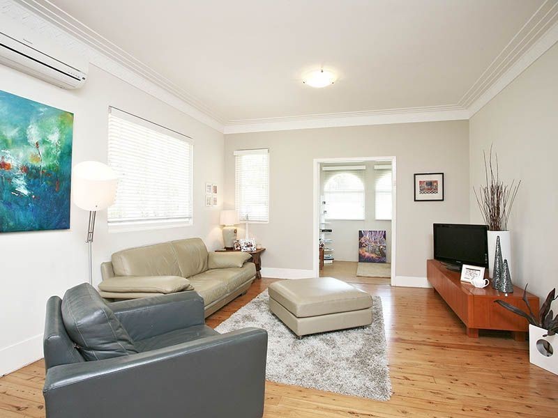 15 Pryde Street, Camp Hill QLD 4152