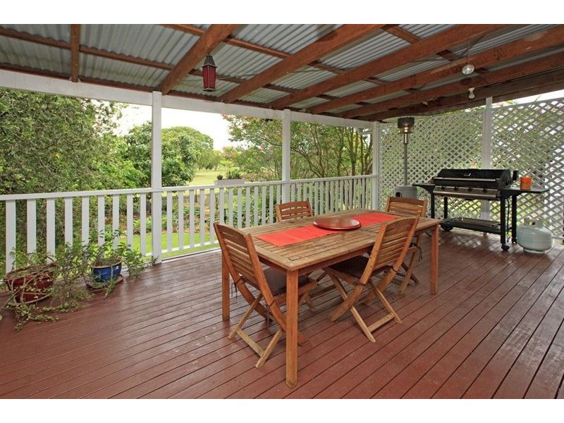 30 Bennetts Road, Camp Hill QLD 4152