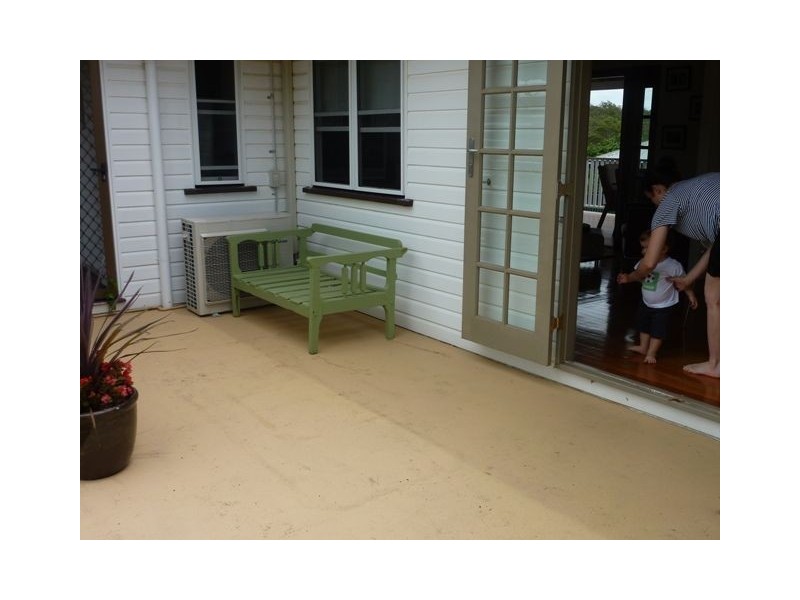 96 Sapphire Street, Holland Park QLD 4121