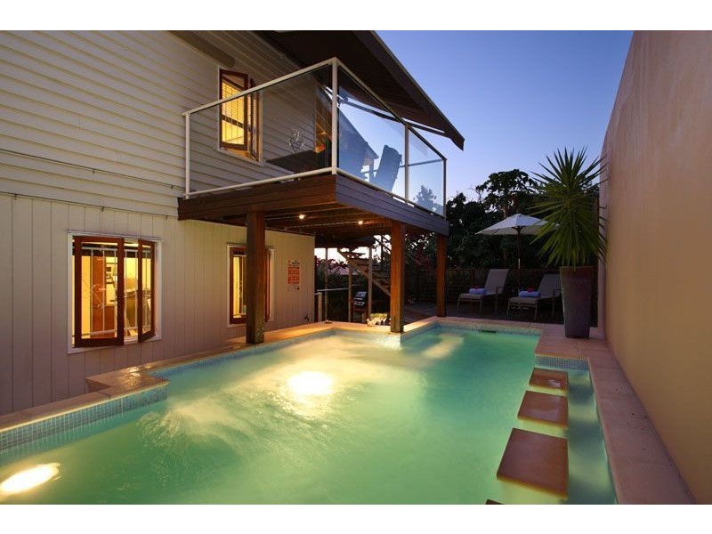48 Rees Avenue, Coorparoo QLD 4151