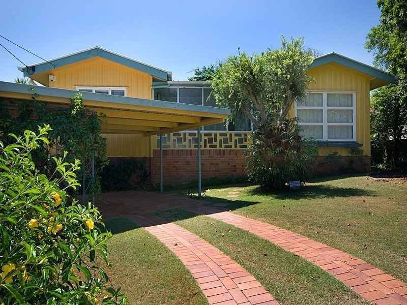 168 Harold Street, Holland Park QLD 4121