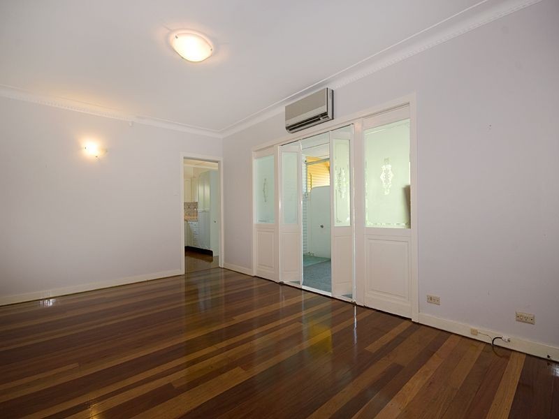 168 Harold Street, Holland Park QLD 4121