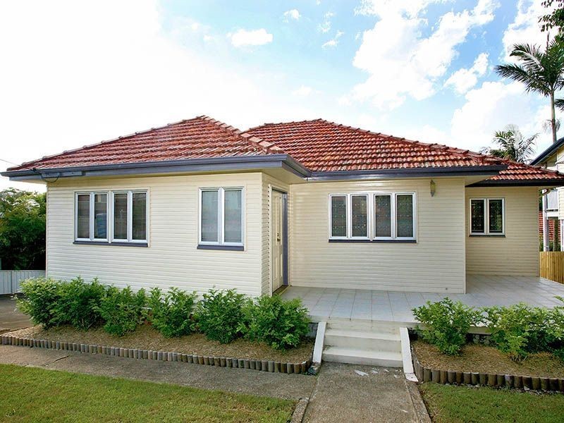 25 Galsworthy Street, Holland Park West QLD 4121