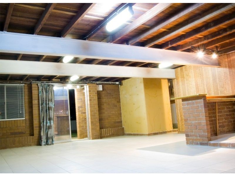 25 Galsworthy Street, Holland Park West QLD 4121