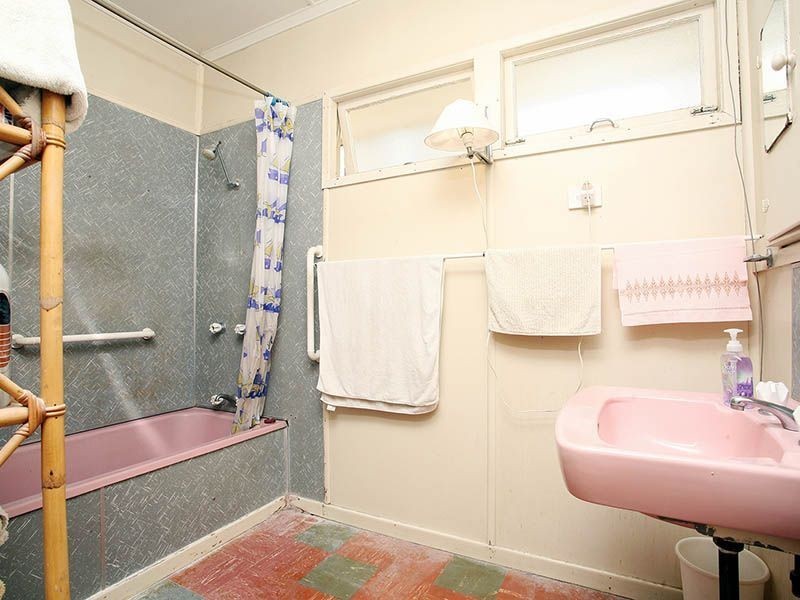 6 Garden Street, Greenslopes QLD 4120