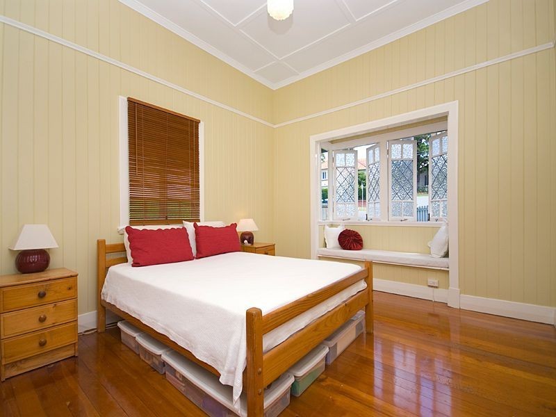 84 Stephen Street, Camp Hill QLD 4152