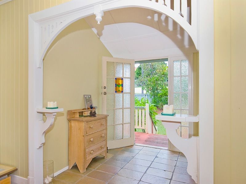 84 Stephen Street, Camp Hill QLD 4152