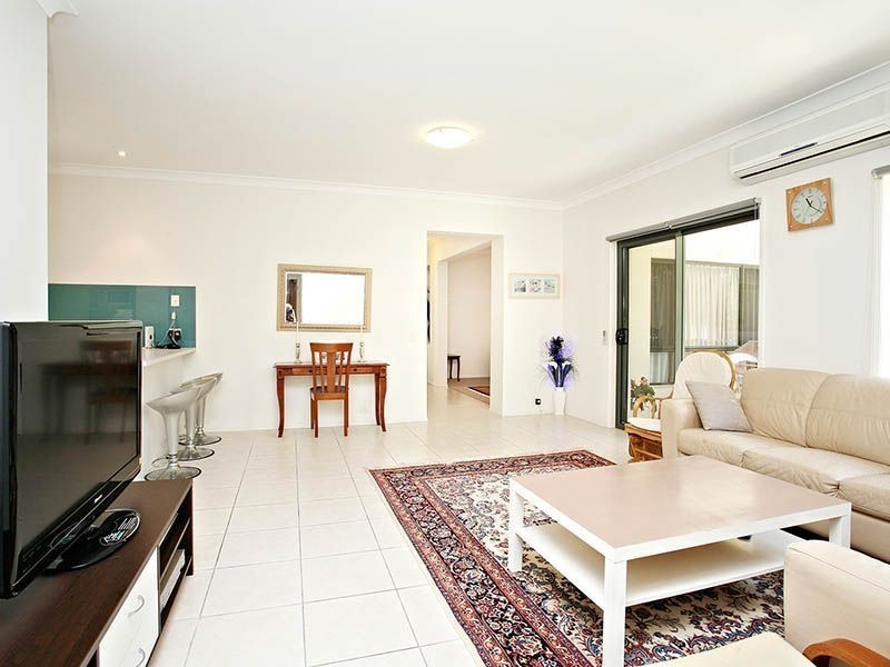 122 Tristania Way, Mount Gravatt East QLD 4122