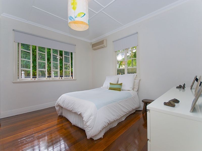 41 Coonara Street, Holland Park QLD 4121