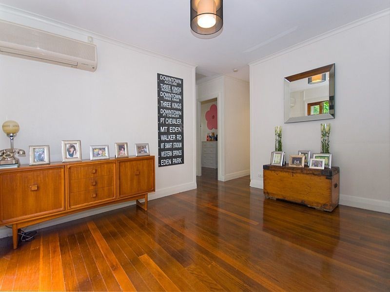 41 Coonara Street, Holland Park QLD 4121