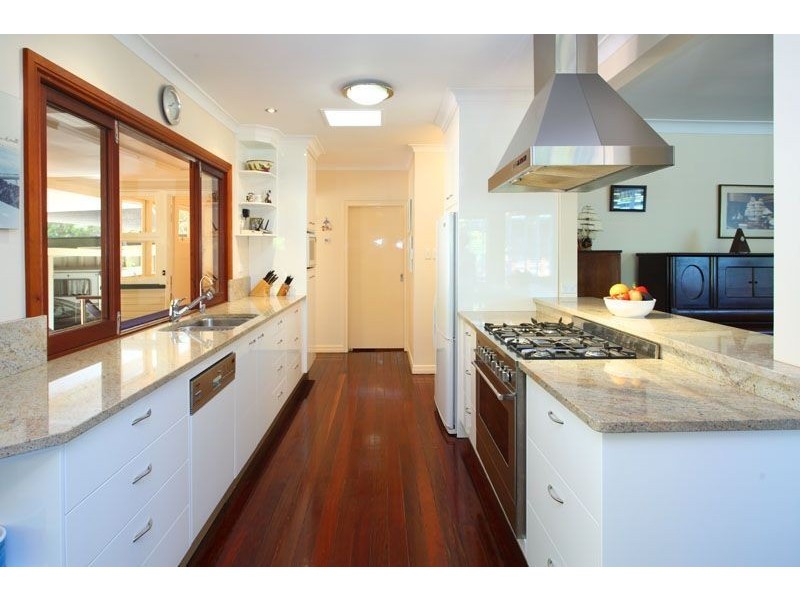 31 Walker Street, Coorparoo QLD 4151