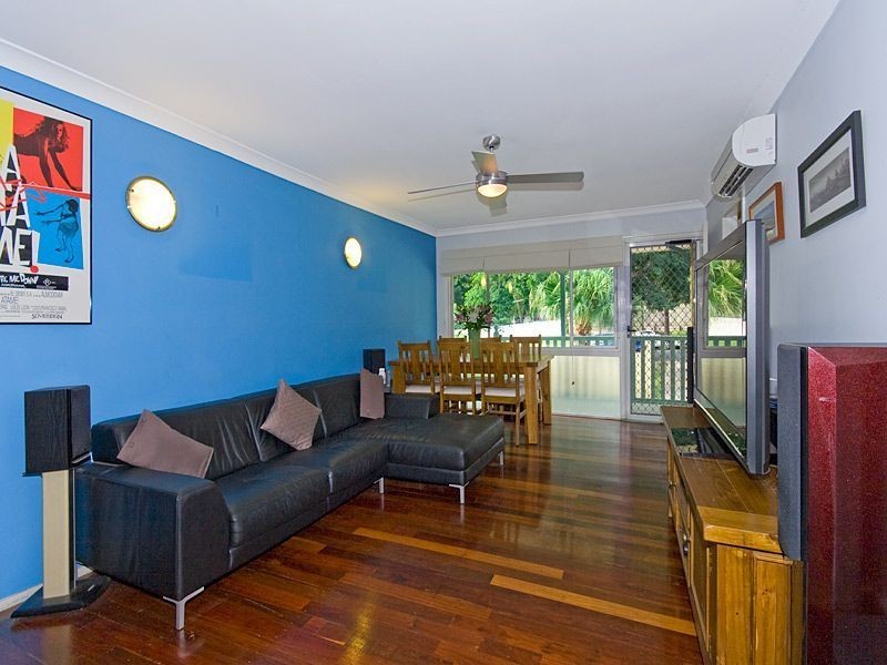 1/100 Mackay Street, Coorparoo QLD 4151