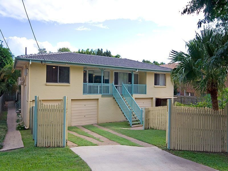 1/100 Mackay Street, Coorparoo QLD 4151