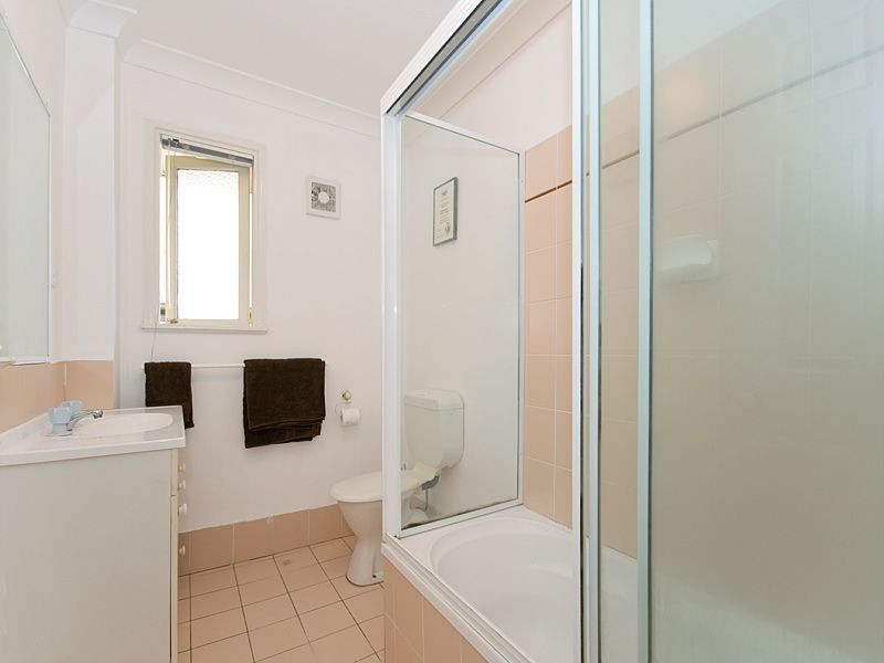 1/100 Mackay Street, Coorparoo QLD 4151