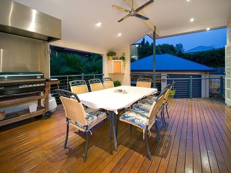 Coorparoo QLD 4151