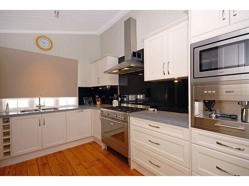 40 Macaulay Street, Coorparoo QLD 4151