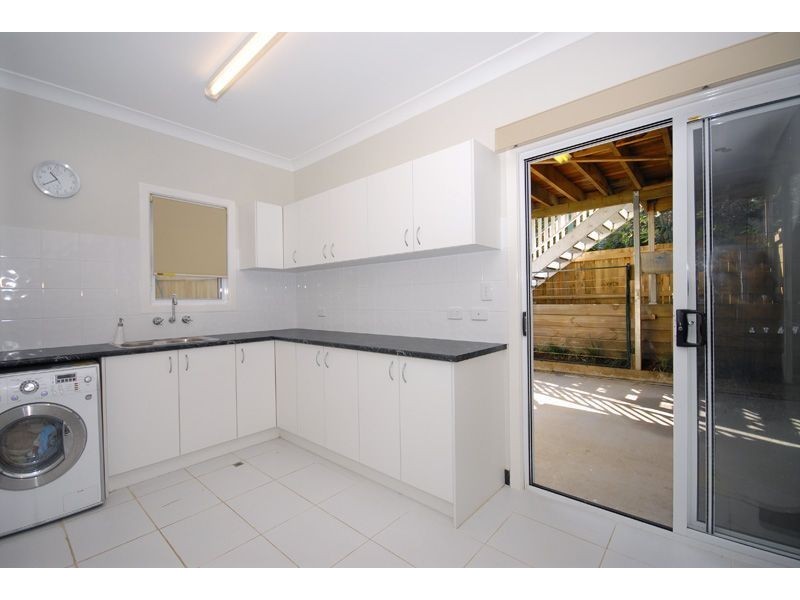 40 Macaulay Street, Coorparoo QLD 4151