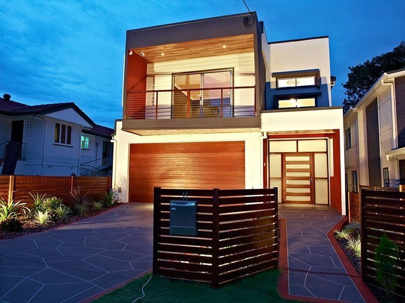 11 Waratah Avenue, Holland Park West QLD 4121