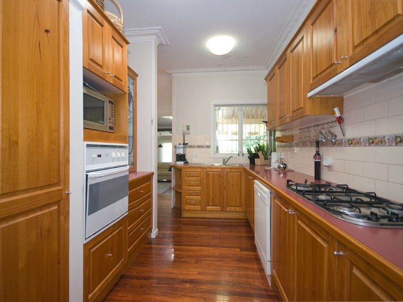 129 Sirius Street, Coorparoo QLD 4151