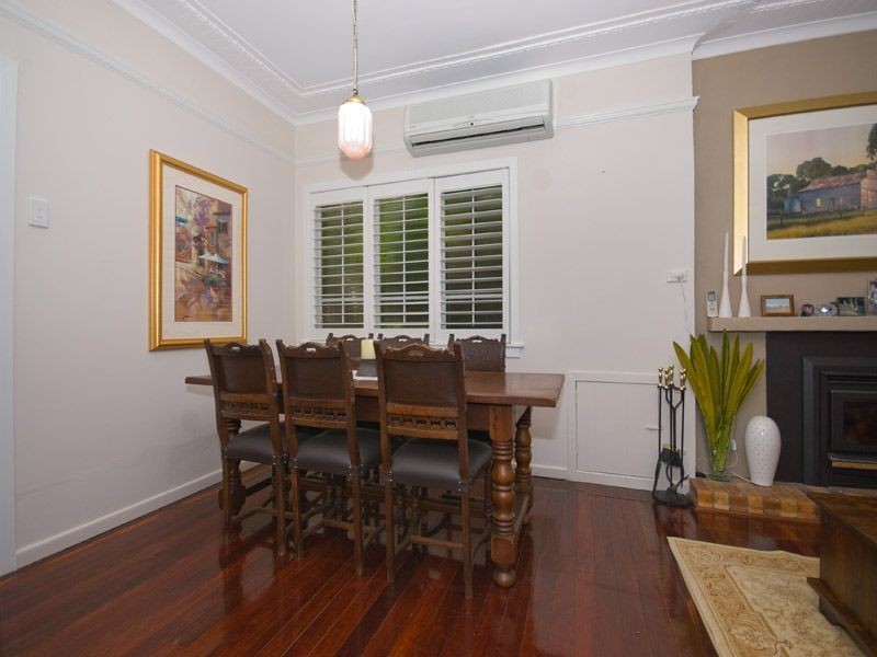 129 Sirius Street, Coorparoo QLD 4151