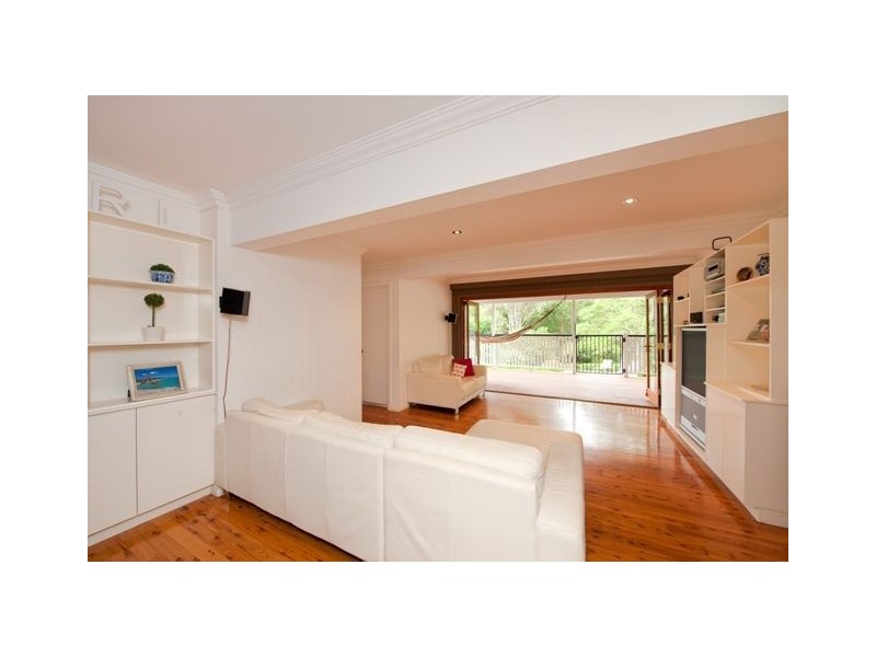 30 Solar Street, Coorparoo QLD 4151