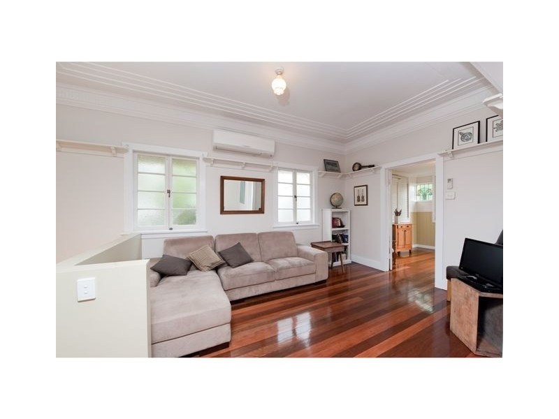 105 Pembroke Road, Coorparoo QLD 4151