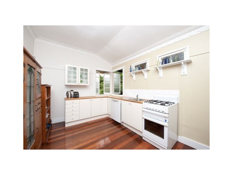 105 Pembroke Road, Coorparoo QLD 4151