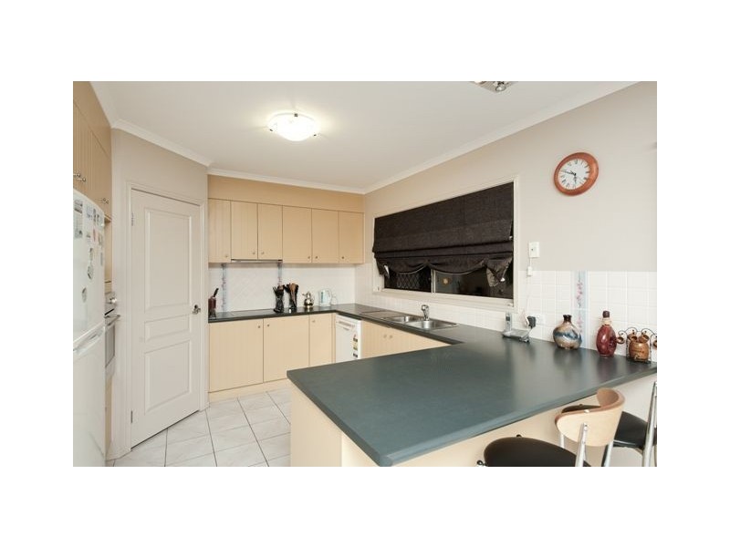 16 Melaleuca Place, Carindale QLD 4152