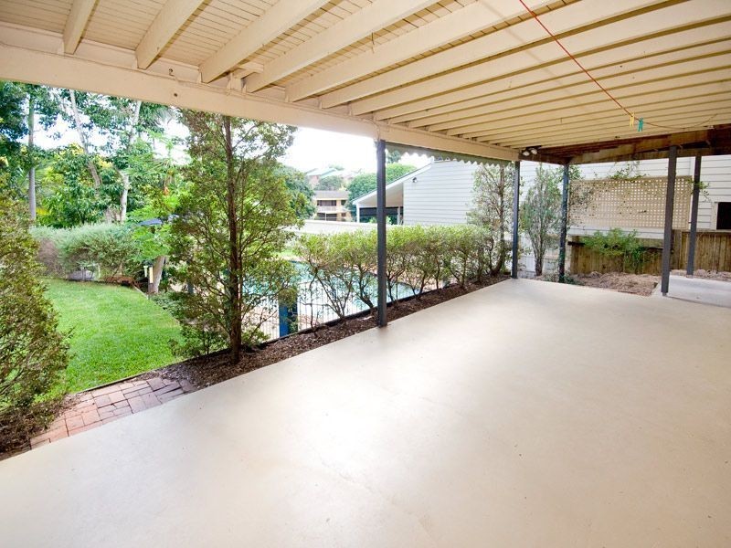 23 Lancaster Street, Coorparoo QLD 4151