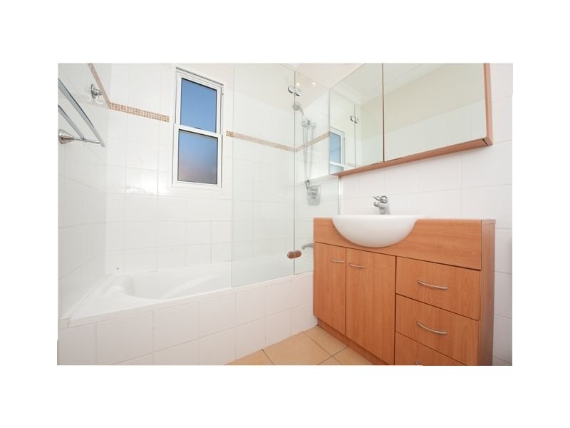 406 Chatsworth Road, Coorparoo QLD 4151